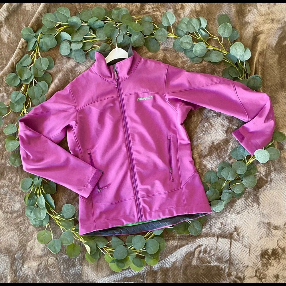 Patagonia Shell Jacket NEVER WORN - NWOT